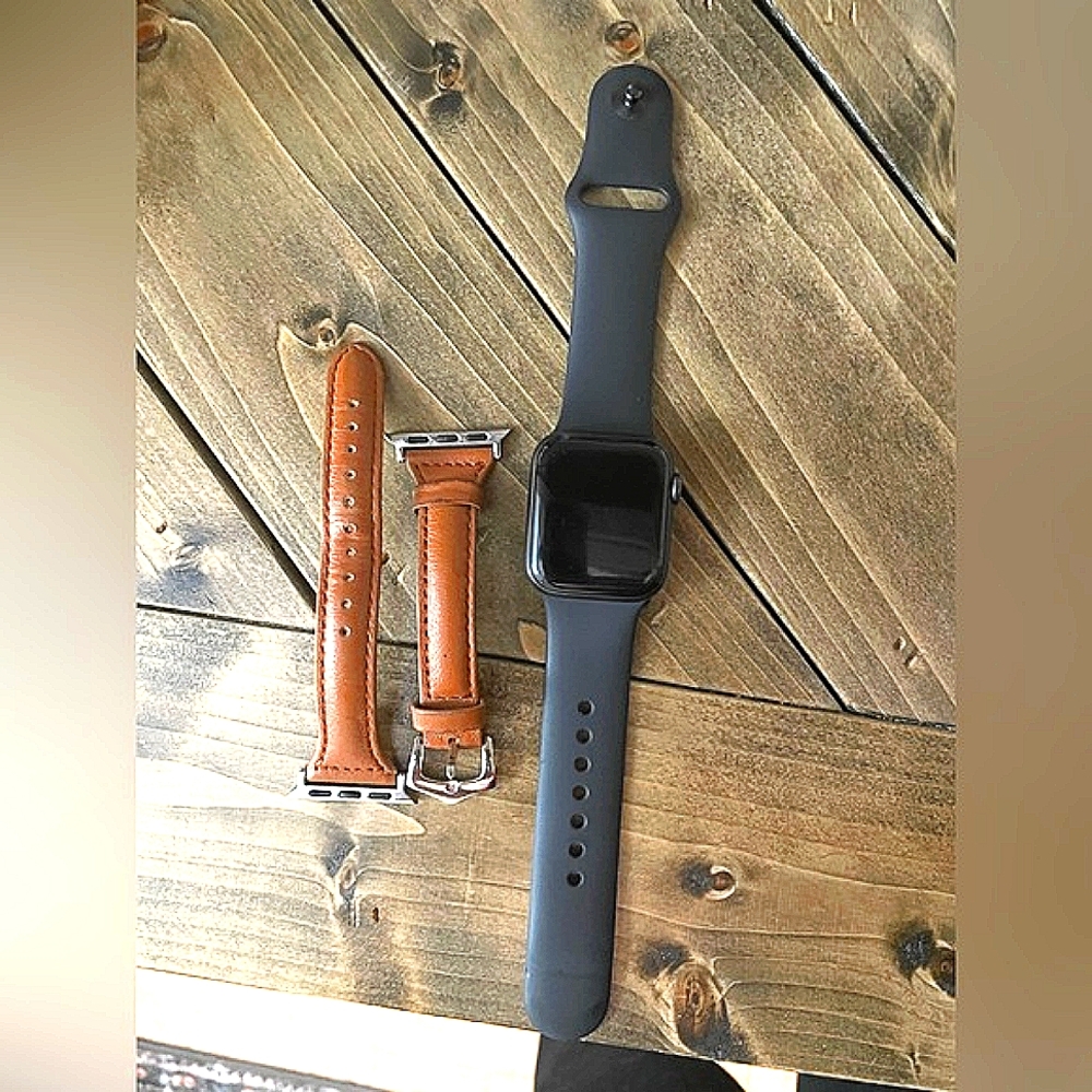 APPLE WATCH SERIES 4 GPS 40MM SPACE GRAY
